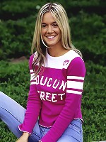 Gorgeous Blonde Teen With Hot Body Sheds Her Underwear