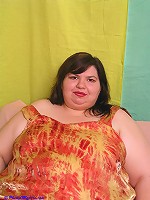 Horny beautiful big plump spreading tits