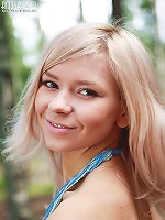 Beautiful naked teen