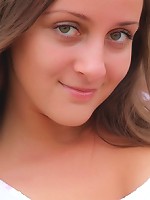 Natural busty hottie