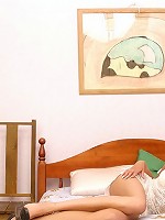 Teen gets her pussy licked, fingered and fucked on cam.