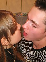 Guy bangs his girlfriend