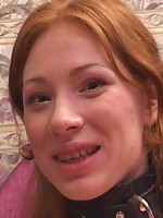 Mature chick having her pussy plugged