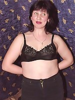 Chubby Mature Brunette Posing Naked