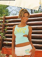 Teen babe is stunner