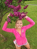 Czech teen pornstar Pinky June exposed outdoors