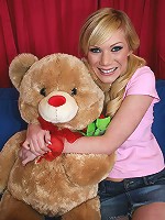 Flirty blonde Sascha gets nailed on sofa with cumshot