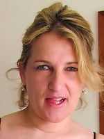 Kinky horny housewife playing with her toy