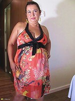 Exotic Paola is a housewife that loves to masturbate