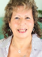 large mature woman playing with her pussy