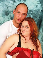 Big mature woman getting fucked like a pro