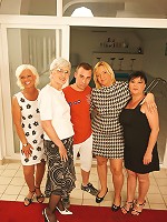 four mature sluts getting cum from one dude