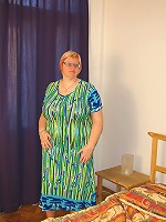 Huge breasted mature slut playing on her bed