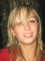 Kasia masturbates in the park