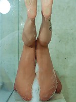 Watch Nikki In The Shower