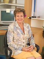 55 year old Judy from AllOver30 showing off her hairy pussy