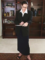 Playing a naughty auditor 37 year old India C. stips down naked