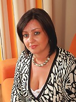 43 year old Abigale from AllOver30 goes wild showing you her pussy