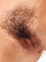 30 year old Jessica from AllOver30 shows off her mature furry beaver