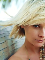 Errotica Archives - Deni