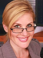 Kate loves to have her hair pulled during sex