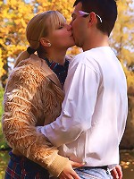 This blonde nympho had a secret for her lover. Underneath her dress, she wasn't wearing any panties and she wanted him to take advantage of the easy access even though they were outdoors.