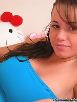 Busty teen with big ass in a boobtube