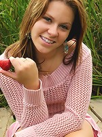 Petite brunette girl spreads to show her sweetness