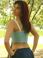 Abrianna shows off her figure in a park