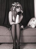 Black and white pictures of leias ass!