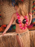 Leia in coconut cups goes topless!