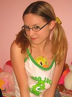 Kitty with her Huge dong called The Splitter