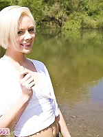 Miley's enjoying the great outdoors.