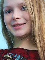 Sexy amateur teen posing