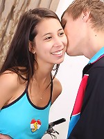 Cutie banging the fitness trainer