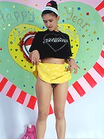 Hairy sweetheart pleasuring pussy