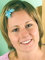 Gorgeous teen chick rubbing tits