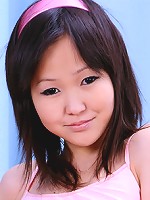 Asian sweetheart pleasures cooch