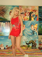 Adorable teen cutie masturbating