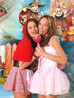 Two lesbian girlies toying pussy