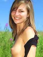 Natural brunette teenager outdoor