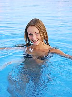 Teenager plays pussy on vacation