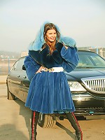 Classy teenager naked in the limo