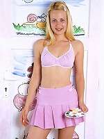 Innocent teenage cutie shows body