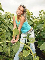 Sexy teen toying her tight pussy