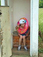 Webcam teenie needs to pee urgent