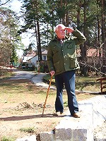 Horny grandpa bangs a sad teenie