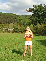 Shepherd seduces a teenage blonde