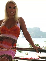 Stunning Lana Cox really enjoys a good hard fuck