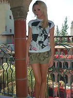 Beautiful Dream Kelly almost strips down.